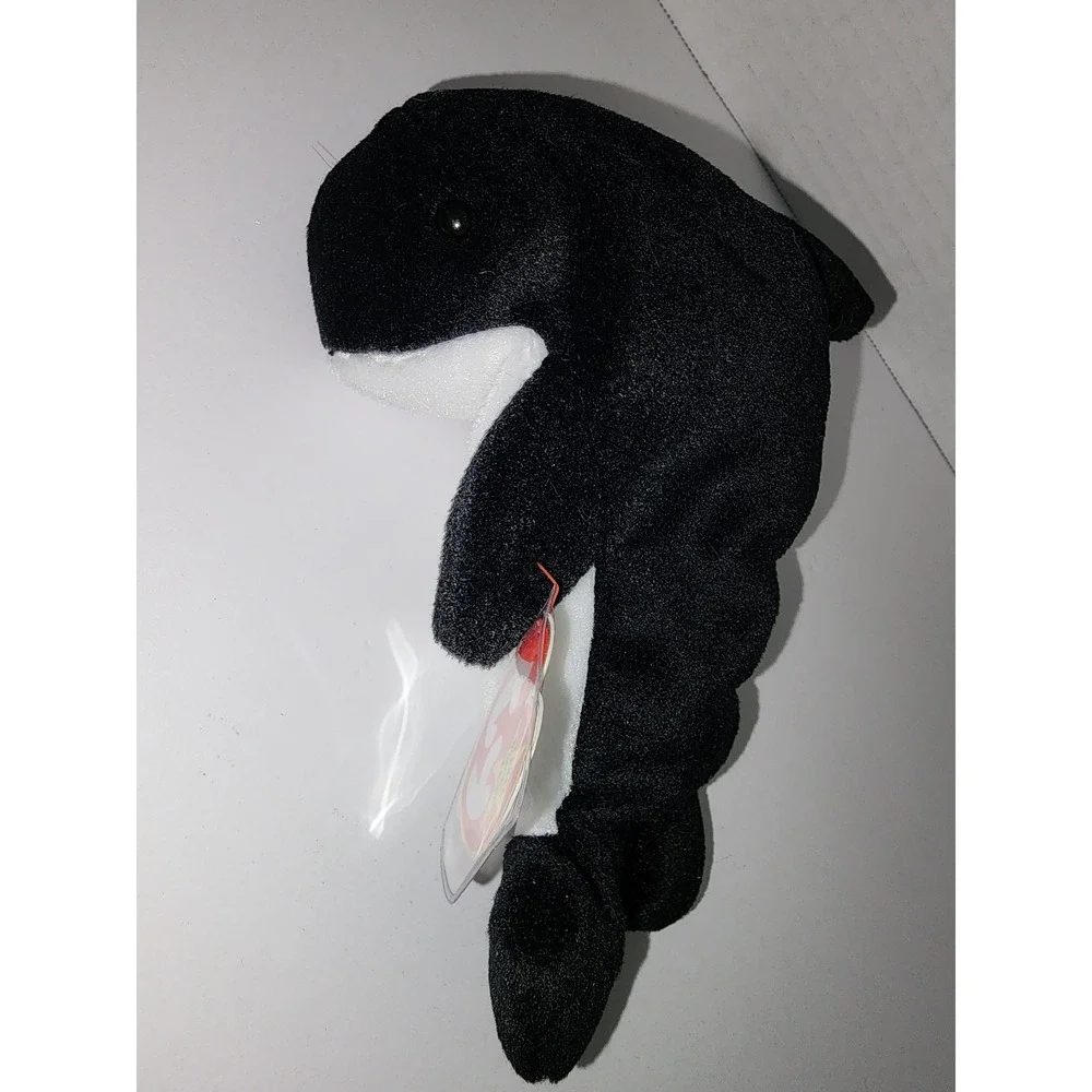 Ty Beanie Babies Waves The Whale Red Star‎ Tag